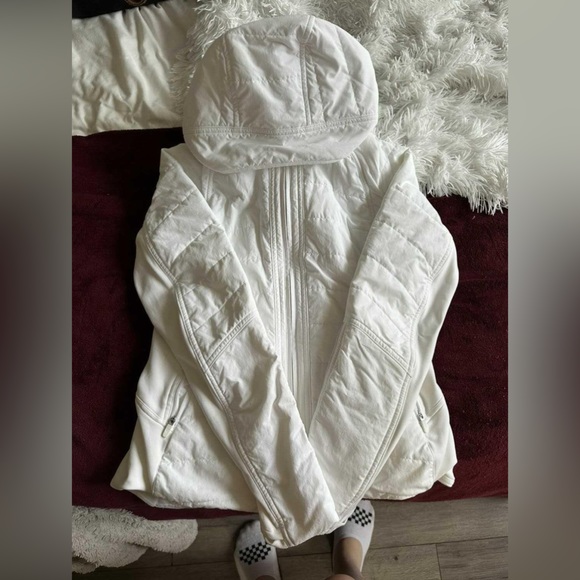 Lululemon Another Mile Jacket - Picture 3 of 5